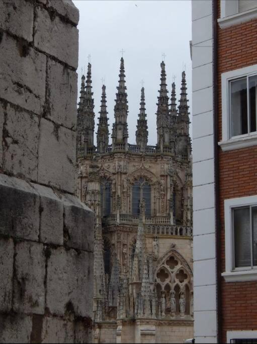 Precioso Estudio Junto A La Catedral Burgo Екстериор снимка