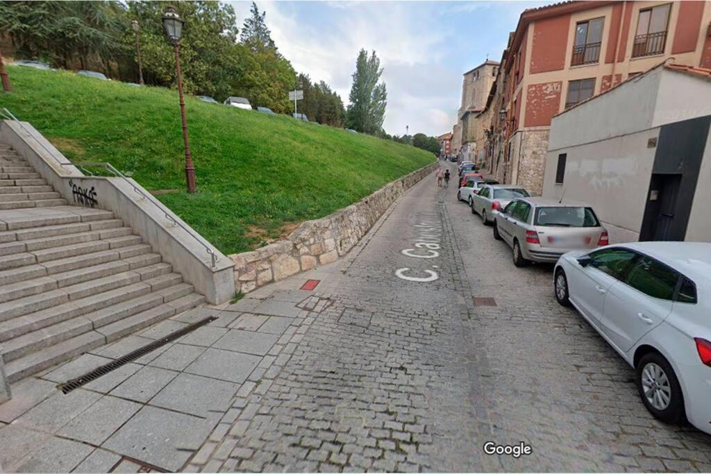 Precioso Estudio Junto A La Catedral Burgo Екстериор снимка